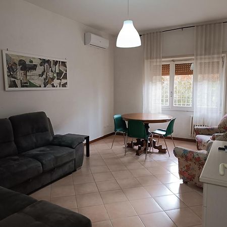 Appartamento Per 4 In Via Tiburtina, Wi-Fi, Metro B E Bus Per Il Centro E La Sapienza Roma Ngoại thất bức ảnh